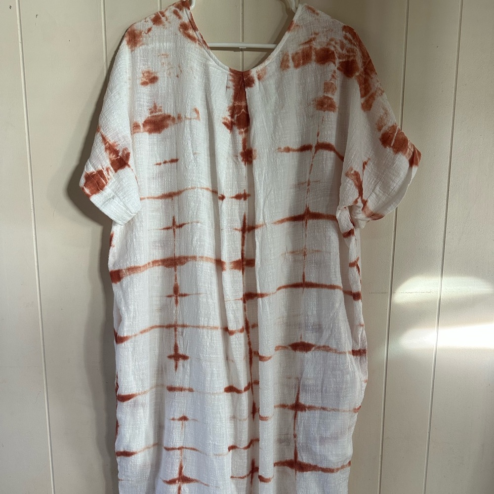 Kealopiko Pilialo Maxi Dress - Picture 2 of 4